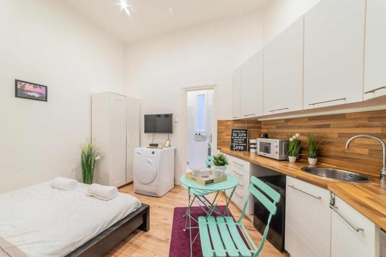 Real Apartments Anker II บูดาเปสต์ ภายนอก รูปภาพ