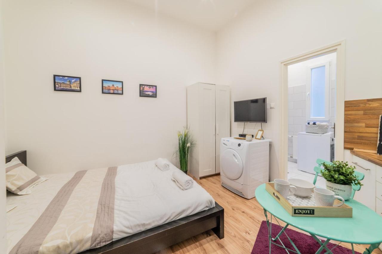 Real Apartments Anker II บูดาเปสต์ ภายนอก รูปภาพ