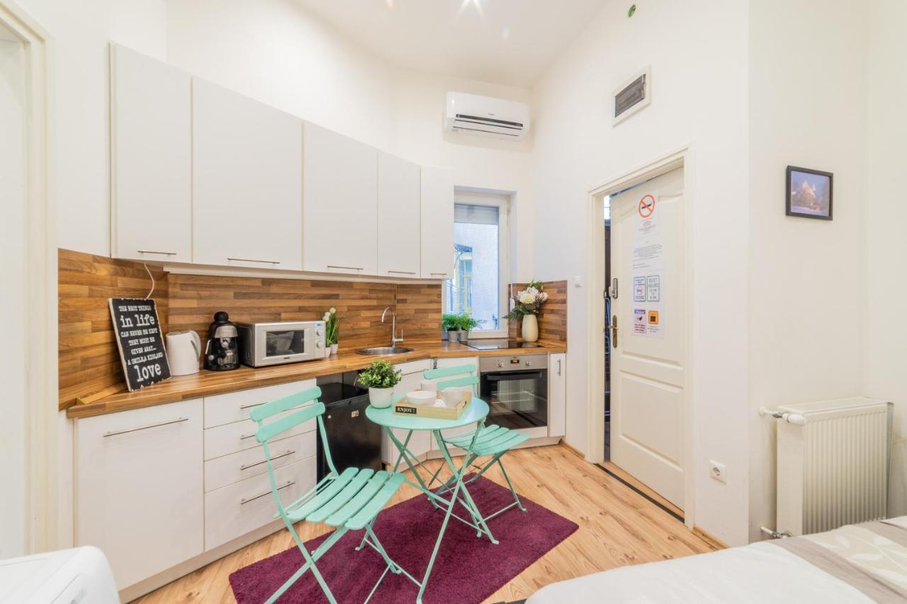 Real Apartments Anker II บูดาเปสต์ ภายนอก รูปภาพ